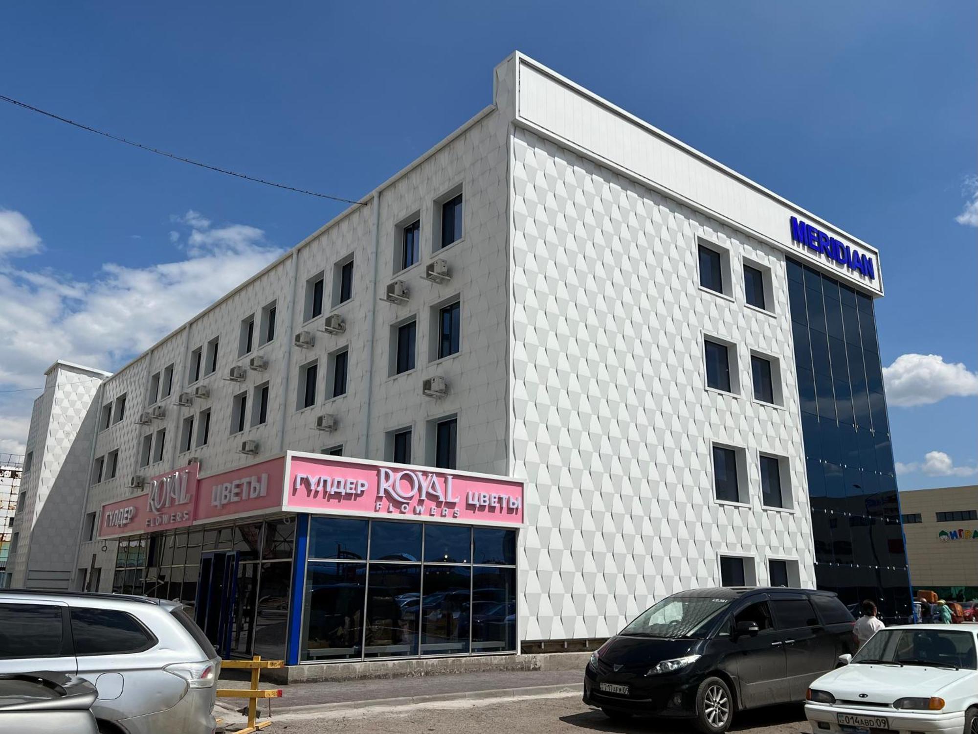 Meridian Karagandy Esterno foto